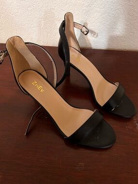 Women's Black Ankle-Strap Heeled Sandals